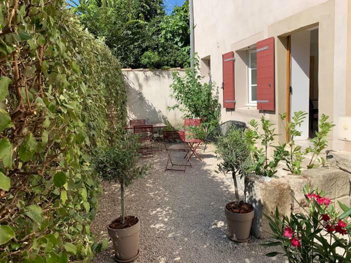 Les Cigales Villa L'Isle-sur-la-Sorgue Luaran gambar